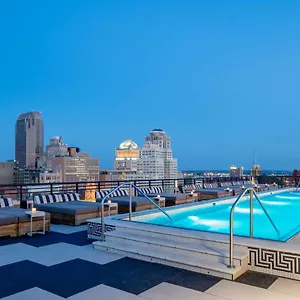 **** Hotel The Last United States